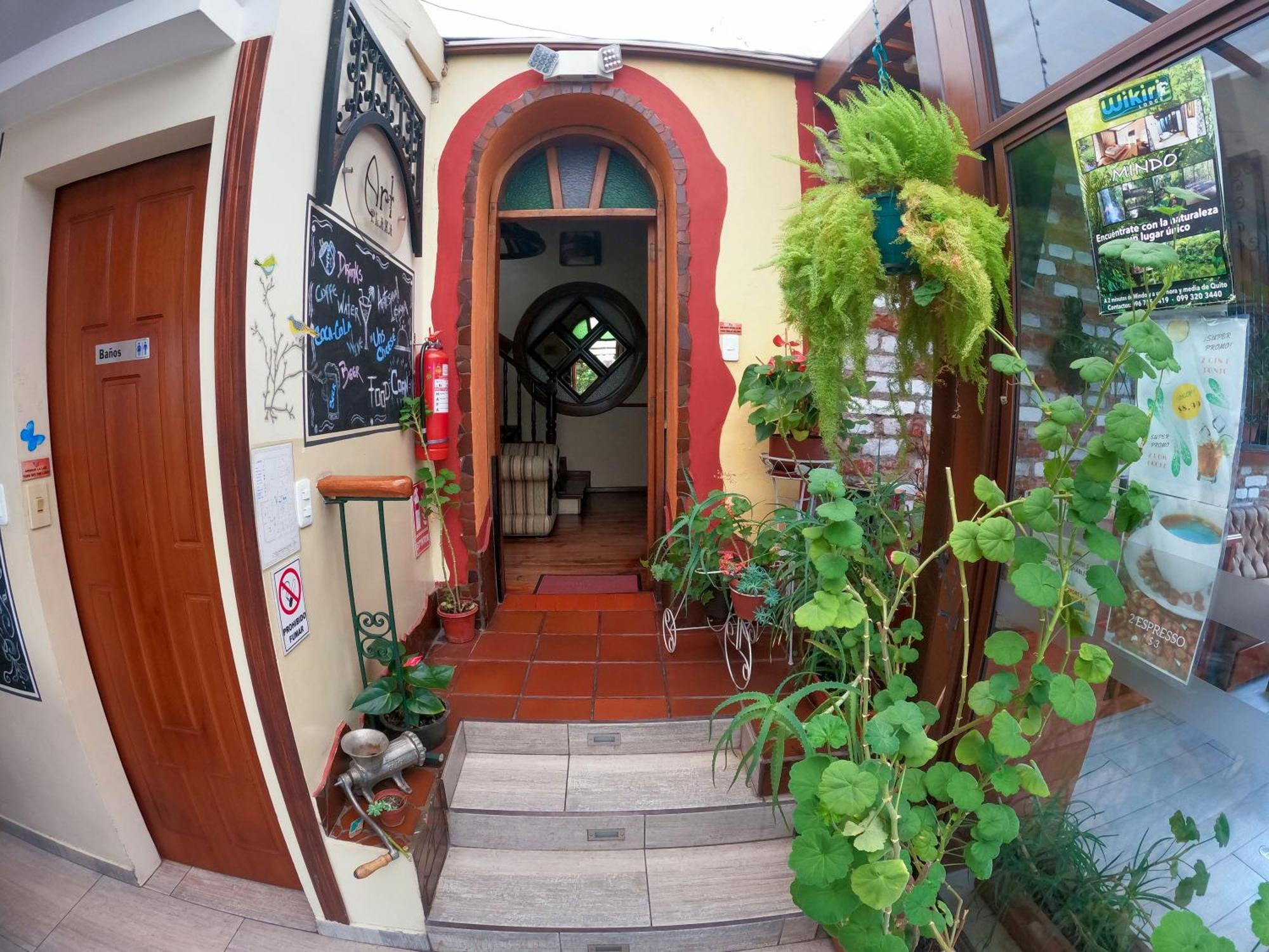 Artplaza Hotel Quito Exterior photo